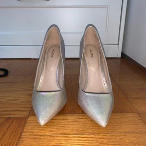 Aldo Gold Pointed Toe Heels - Stessy 58